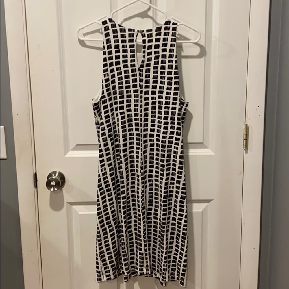 Ann Taylor LOFT Black & White Sleeveless Sheath EUC - Picture 7 of 8
